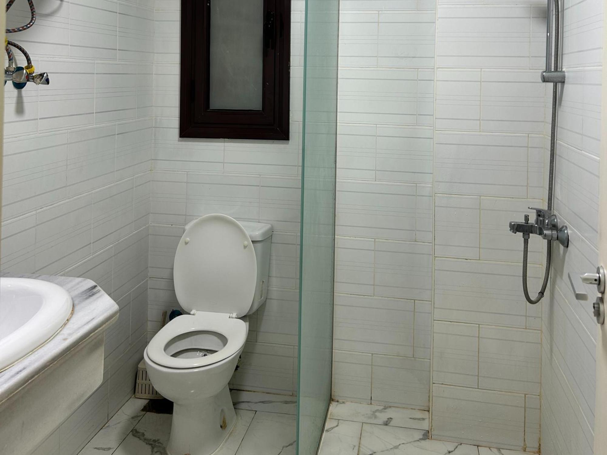 Concierge At Turtles Apartment *