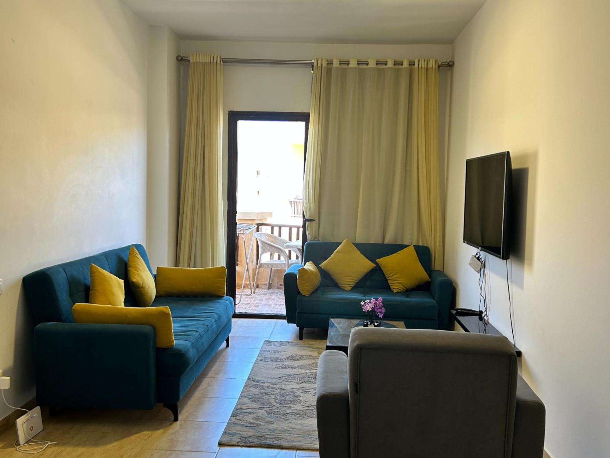 Concierge At Turtles Apartament *